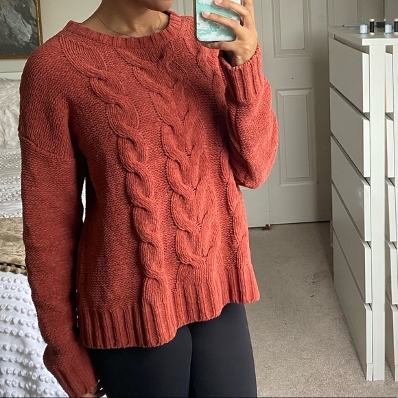 American Eagle Soft Knit Sweater - Picture 4 of 5